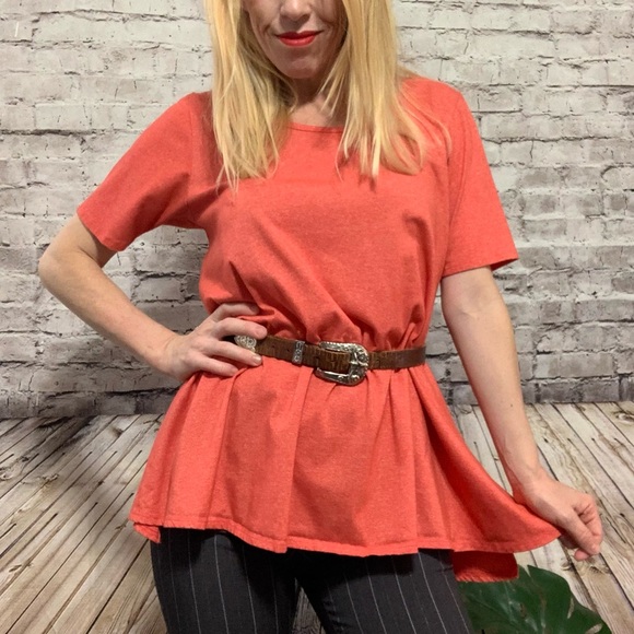 ‼️LULAROE PERFECT T Red Size Medium‼️ - Picture 9 of 16